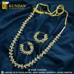 Gold Necklace with Clustered Pearls