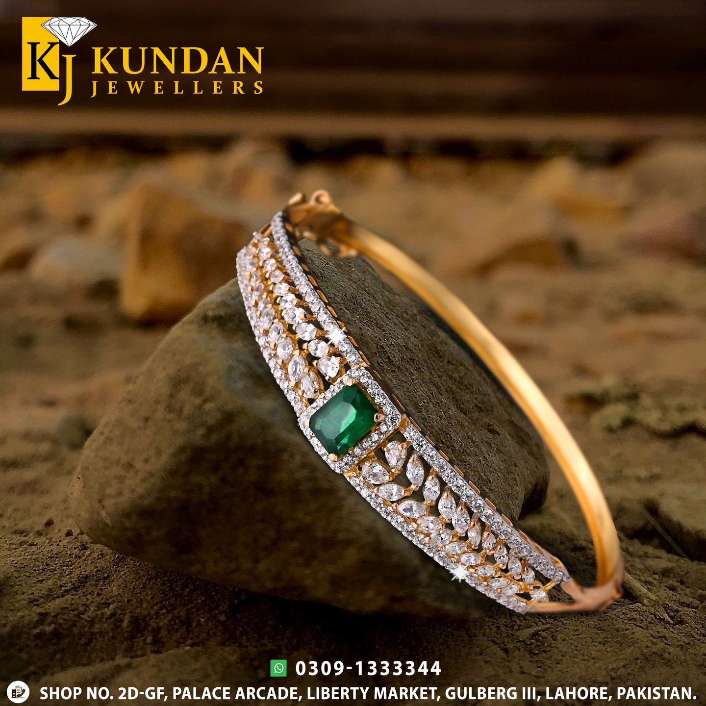 _kundan_jeweller_1660133356_2901731363905017616_54386949274 Gold Bracelet with Emerald Center - Image 1