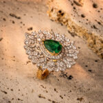 Royal Emerald Gold Ring - Image 3